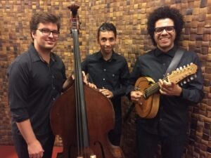 Hamilton de Holanda Trio