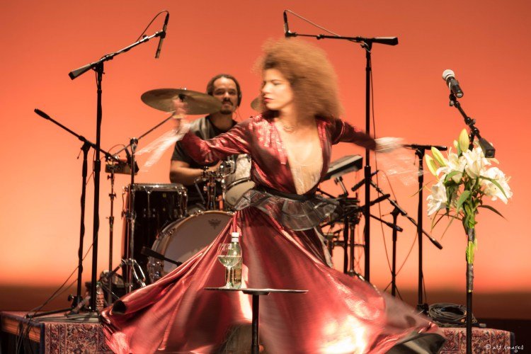 Vanessa Da Mata - Erica Wilcox Photography
