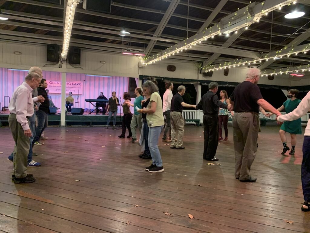 Irish Céilí at Glen Echo Park - Siege of Ennis