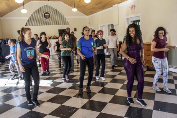 Samba dance class with Ilheuma Zezeh